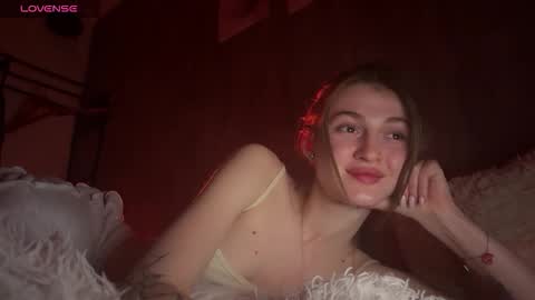 Sophie online show from 09-13-25, 07:02