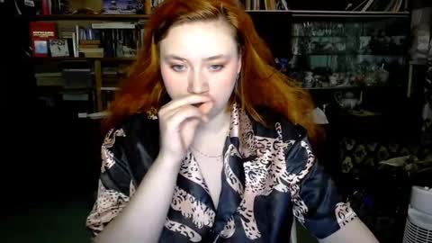 Alice online show from 10-05-25, 03:21