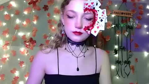 small lily online show from 10-22-25, 05:34