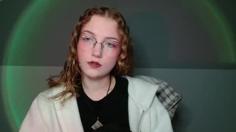 small lily online show from 02-06-26, 06:11