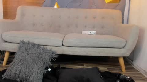 lily_waist online show from 01-16-25, 06:25