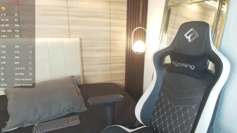 lily_waist online show from 02-10-26, 11:14