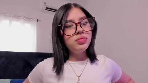 Snapshot of lily_woodz chatting on 01-31-26, 07:11 LilyWoodz online show from 01-31-26, 07:11