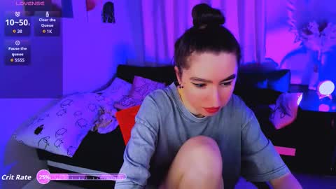 LILY online show from 11-30-25, 08:18