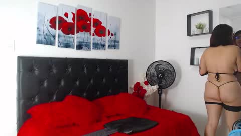 lilyfox23 online show from 12-06-24, 01:40