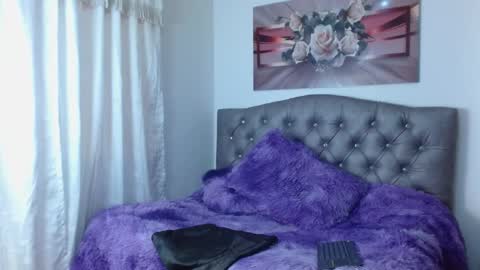 lilyfox23 online show from 03-03-25, 09:48