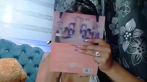 lilyjamesx online show from 02-04-25, 05:55