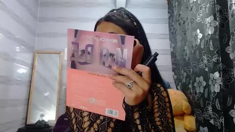 lilyjamesx online show from 02-19-25, 10:31