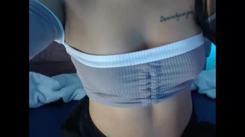 lilyjamesx online show from 01-05-26, 05:27