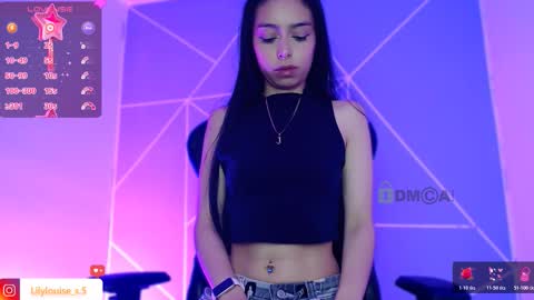 Snapshot of lilylouisee_ chatting on 11-08-25, 11:14 Liliana louise online show from 11-08-25, 11:14