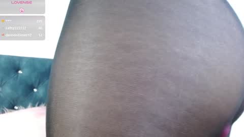 Lili online show from 12-13-24, 10:02