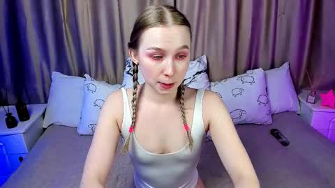 Lilian online show from 03-11-25, 07:04