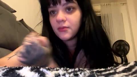 Snapshot of lilyswear chatting on 09-28-25, 09:53 lilyswear online show from 09-28-25, 09:53