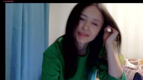 LilyXSky online show from 11-28-25, 04:20