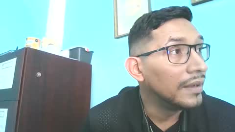 Snapshot of limaboy444 chatting on 01-11-25, 04:03 Smith666 online show from 01-11-25, 04:03