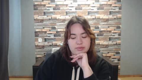 Snapshot of limalagris chatting on 02-21-25, 10:39 busty princess online show from 02-21-25, 10:39
