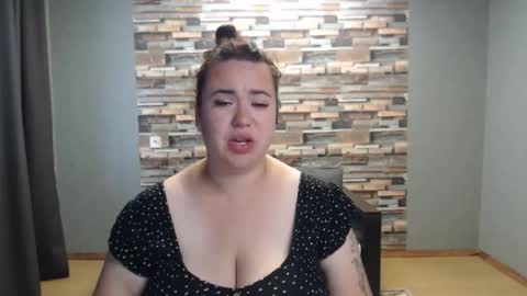 Snapshot of limalagris chatting on 10-05-25, 07:17 busty princess online show from 10-05-25, 07:17