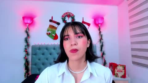  Lina Bedoya  online show from 12-07-24, 11:40