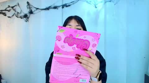  Lina Bedoya  online show from 11-06-25, 11:33