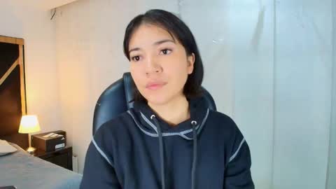  Lina Bedoya  online show from 02-17-26, 11:50