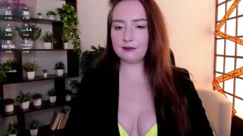 Lina online show from 11-13-25, 02:54