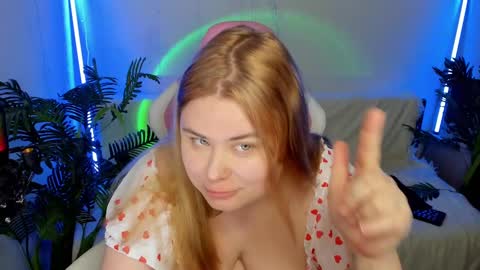 lina_linx online show from 01-27-25, 07:45