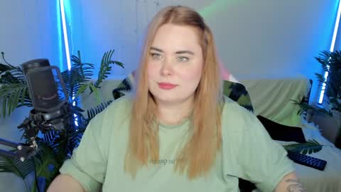 lina_linx online show from 02-01-25, 11:48