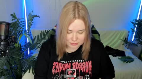 lina_linx online show from 02-07-25, 09:15