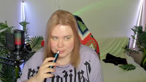 lina_linx online show from 02-10-25, 11:34