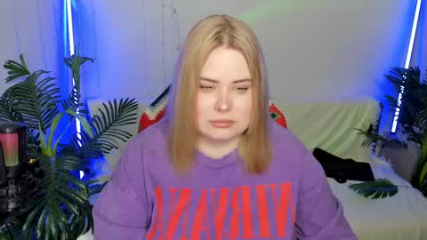lina_linx online show from 02-11-25, 06:44