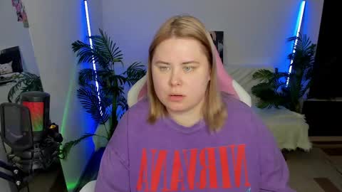 lina_linx online show from 02-17-25, 10:03