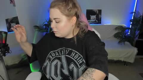 lina_linx online show from 03-07-25, 06:33