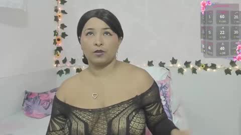 LINA SANCHEZ online show from 10-15-25, 03:12