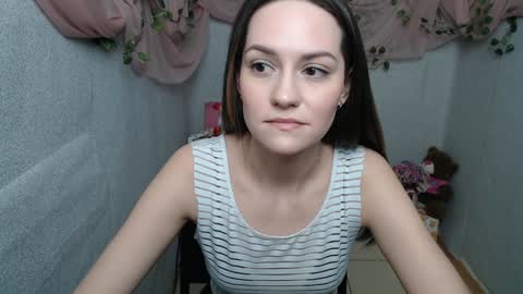 Lina online show from 12-30-24, 06:31