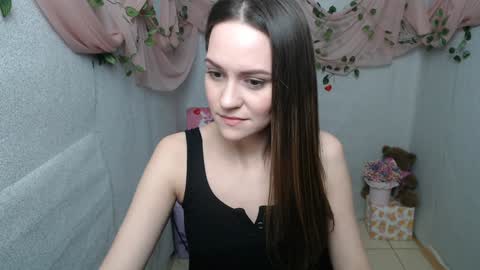 Lina online show from 01-22-25, 06:42
