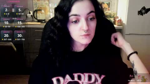 Snapshot of lina_tyaan chatting on 01-06-25, 08:18 Lina 3 1715622743 online show from 01-06-25, 08:18