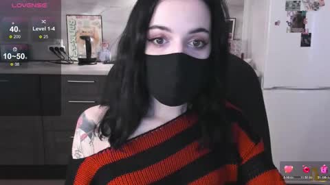 Snapshot of lina_tyaan chatting on 12-05-25, 08:12 Lina 3 1715622743 online show from 12-05-25, 08:12