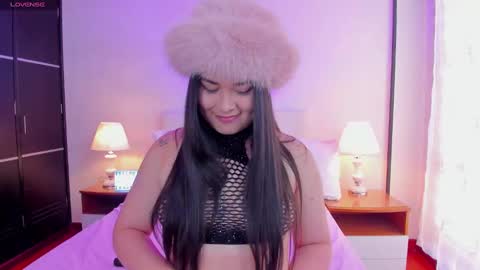 lina online show from 01-30-25, 06:54
