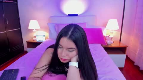 lina online show from 01-31-25, 01:11