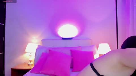 lina online show from 02-16-25, 01:03