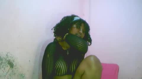 linah1123 online show from 10-05-25, 09:34