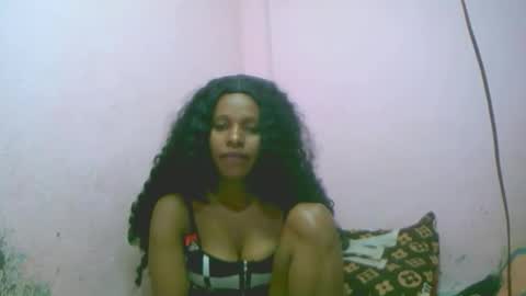 linah1123 online show from 12-02-25, 10:42