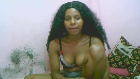 linah1123 online show from 12-22-25, 12:40