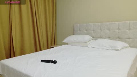 Anna online show from 11-08-25, 07:01