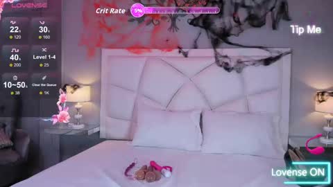 L I N A  online show from 10-31-25, 04:35