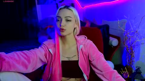 Snapshot of linalirian chatting on 11-09-25, 01:31 I am Lina online show from 11-09-25, 01:31