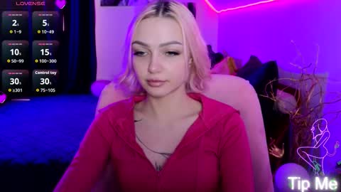 Snapshot of linalirian chatting on 02-05-26, 02:22 I am Lina online show from 02-05-26, 02:22