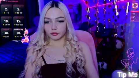 Snapshot of linalirian chatting on 03-04-26, 10:10 I am Lina online show from 03-04-26, 10:10