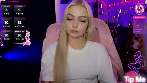 Snapshot of linalirian chatting on 03-24-26, 02:55 I am Lina online show from 03-24-26, 02:55