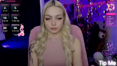 Snapshot of linalirian chatting on 04-14-26, 10:10 I am Lina online show from 04-14-26, 10:10